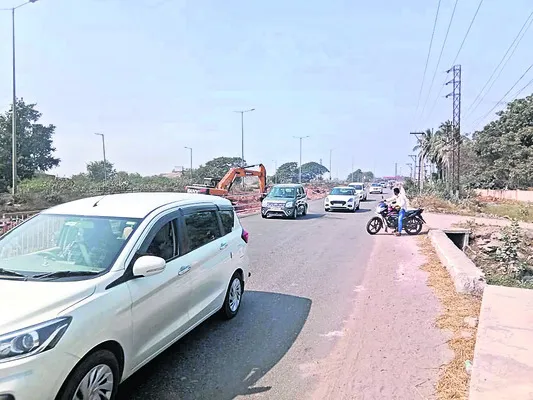 మొదలైన సంక్రాంతి రద్దీ