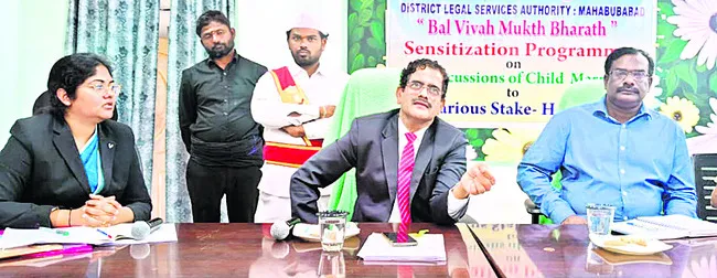 అప్రమత్తంగా వ్యవహరించాలి