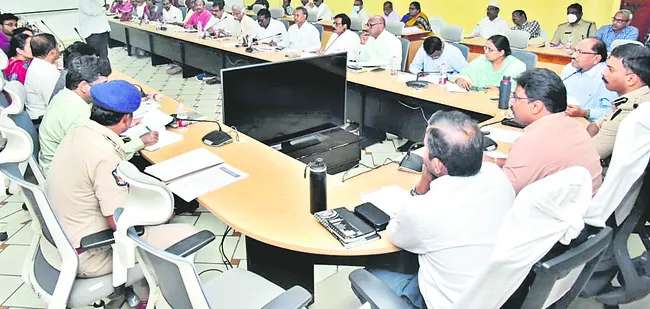 రెండు జిల్లాల్లోనూ  గణతంత్ర దిన వేడుకలు 