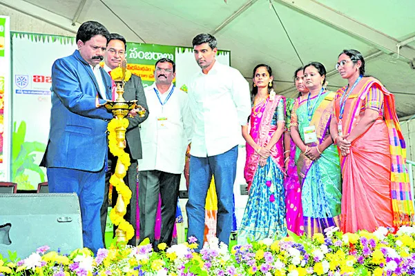 ఉద్యాన, పట్టు పరిశ్రమలతో రైతులకు సుస్థిర ఆదాయం 