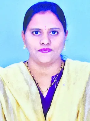 అధ్యాపకురాలికి డాక్టరేట్‌
