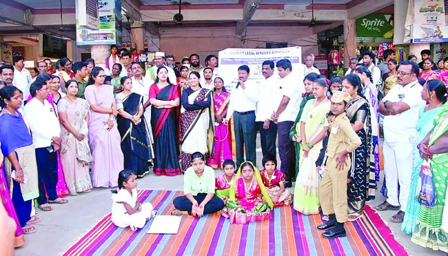 బాల్య వివాహాలు చట్టరీత్యా నేరం