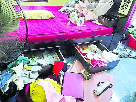 ప్రజాభిప్రాయం మేరకే  మైనింగ్‌కు అనుమతులు
