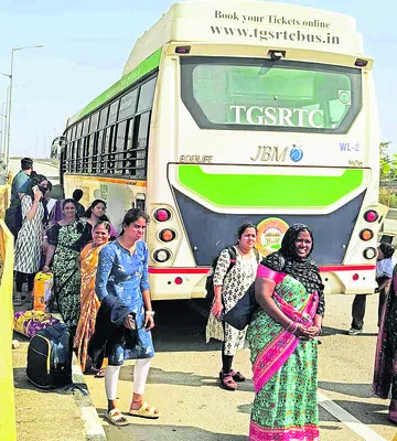 ఈ–ఎక్స్‌ప్రెస్‌..బ్రేక్‌డౌన్‌!