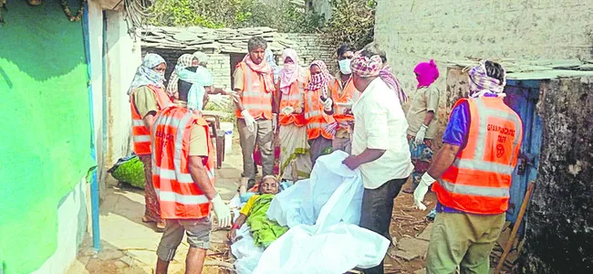 భూ దోపిడీకి వారసుడొచ్చాడు!