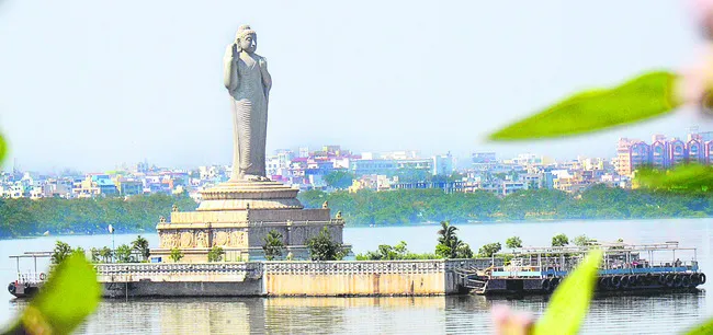 సాగర్‌ తీరం.. ఆనంద రాగం!