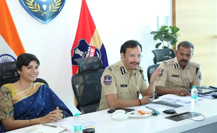 సైబర్ బాధితులకు అండగా 'సీ-మిత్ర’!