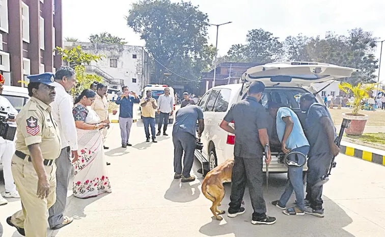 Bomb Threat Triggers Security Scare at District Courts in AP