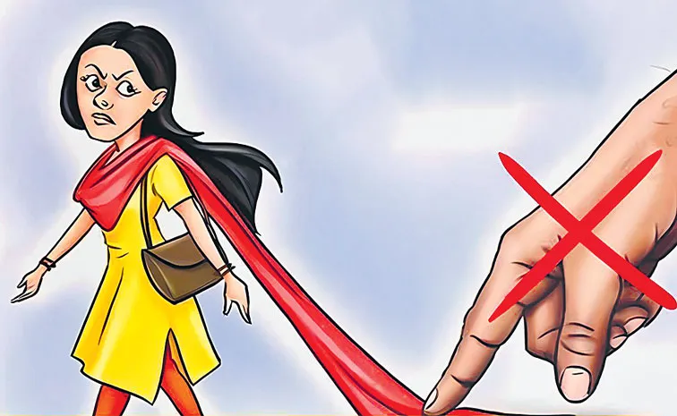 షీ టీమ్‌ చెప్తున్న రక్షణ పాఠాలు