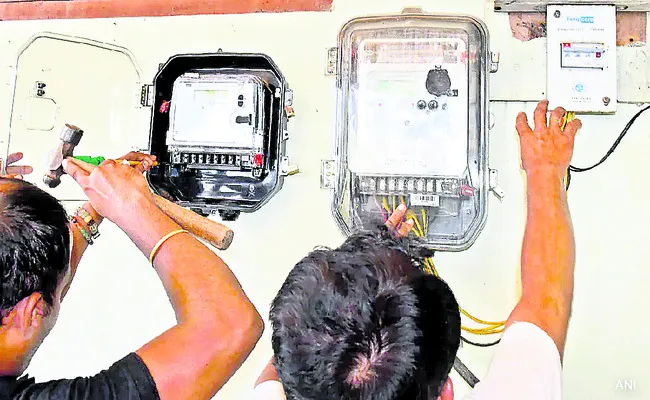 సొంత సంస్థకు కన్నం!