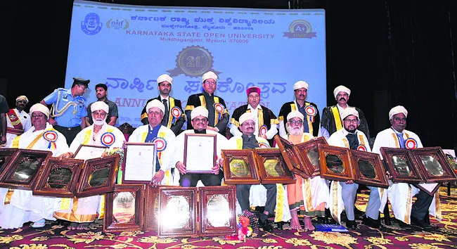 డిజిటల్‌ ప్లాట్‌ఫామ్‌తో దగ్గరవుతున్న దూరవిద్య