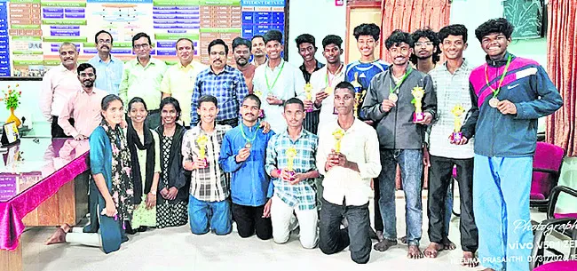 అంతర్‌ పాలిటెక్నిక్‌ క్రీడల్లో ప్రతిభ 