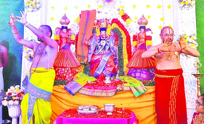 కమనీయం.. తిరుకల్యాణం