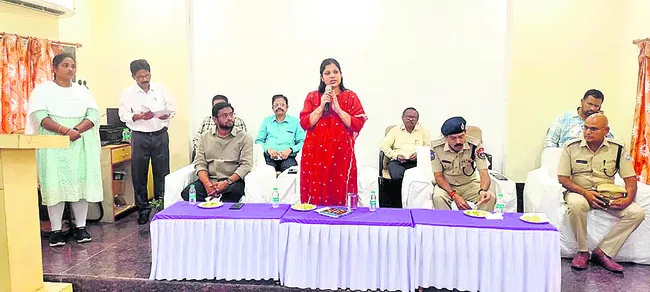 తప్పిదాలతోనే రోడ్డు ప్రమాదాలు