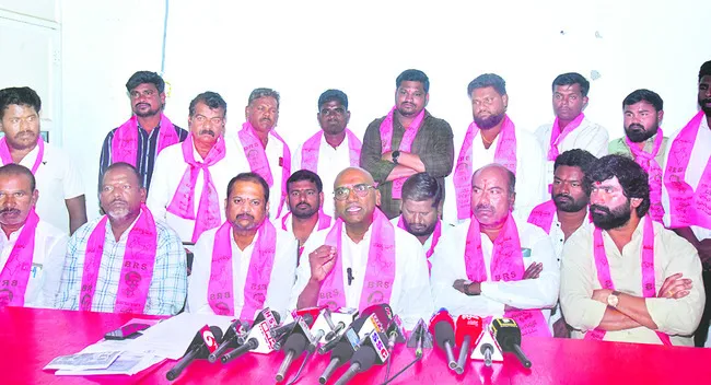 స్కాంల దృష్టి మరల్చడానికే.. 