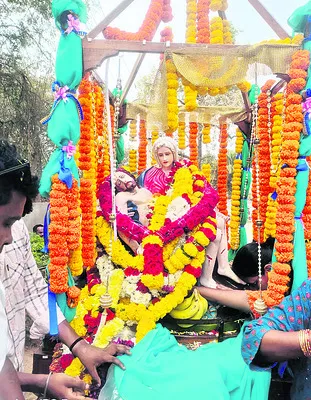 వైభవంగా కొండడాబాల యాత్ర