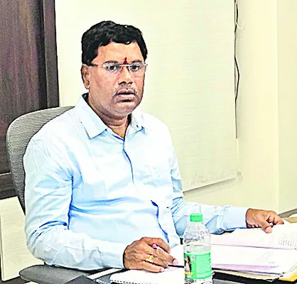 తెనాలి ఇన్‌చార్జి సబ్‌ కలెక్టర్‌గా శ్రీనివాస్‌ 