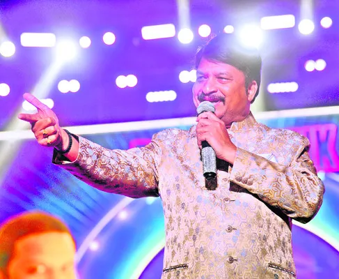 సమష్టి సహకారంతో విశాఖ ఉత్సవ్‌ విజయం 