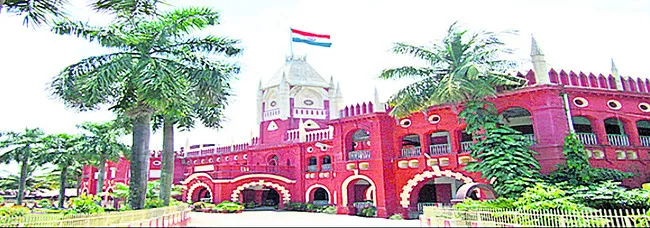 పంచాయతీ సభ్యత్వానికి ఇద్దరు బిడ్డల సంతానం ముద్దు: హైకోర