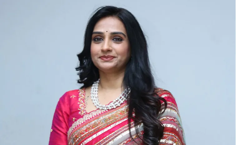 'నాకు నిజంగానే తెలియదండి'.. హీరోయిన్ లయ కామెంట్స్