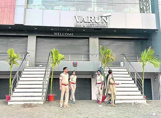 మద్యం షాపులు బంద్‌