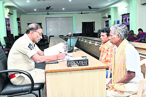 ఎస్పీ గ్రీవెన్స్‌కు 53 వినతులు 