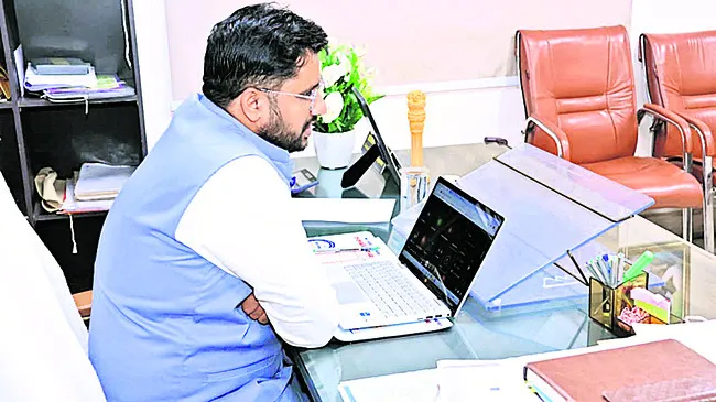 పక్కాగా పోలింగ్‌ ఏర్పాట్లు 