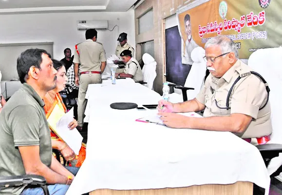 ఫిర్యాదు దారులకు  న్యాయం చేయాలి
