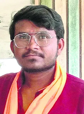 ఉరేసుకుని ఒకరు ఆత్మహత్య