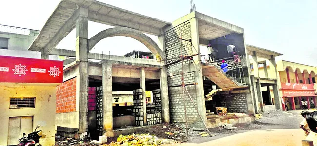 గురువు దాతృత్వం
