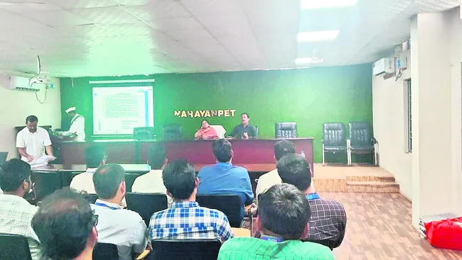 పోలింగ్‌పై నిశిత పరిశీలన జరపాలి 