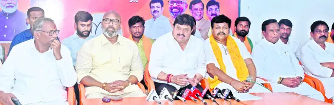 బీజేపీని ఓడించే కుట్ర 