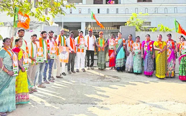 కేంద్రం నిధులతోనే పురోగతి