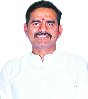 డంప్‌యార్డును తరలించాలి  