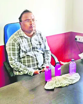 ఏసీబీ వలలో పంచాయతీ కార్యదర్శి