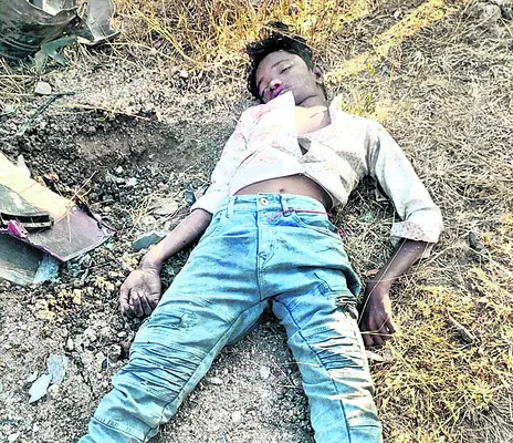 యువకుడి దుర్మరణం 