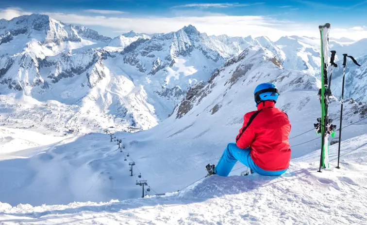 Italy Avalanche Incident And 13 Climbers Lost Life 