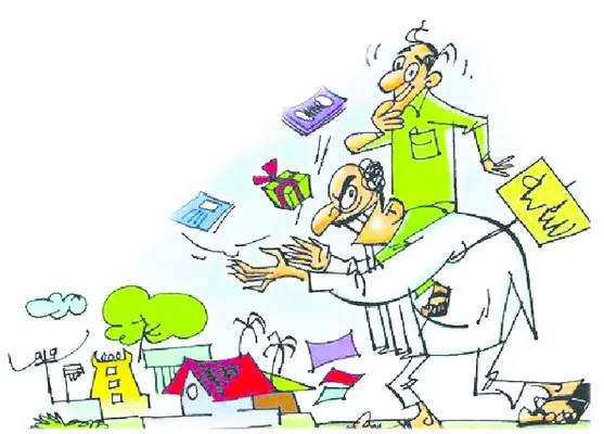 వలస ఓటర్లే కీలకం