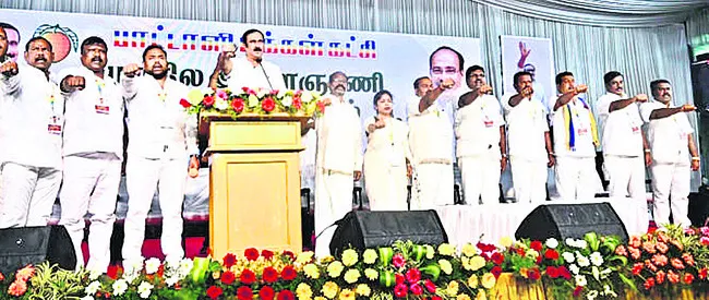 యువతతో అన్బుమణి ప్రతిజ్ఞ 