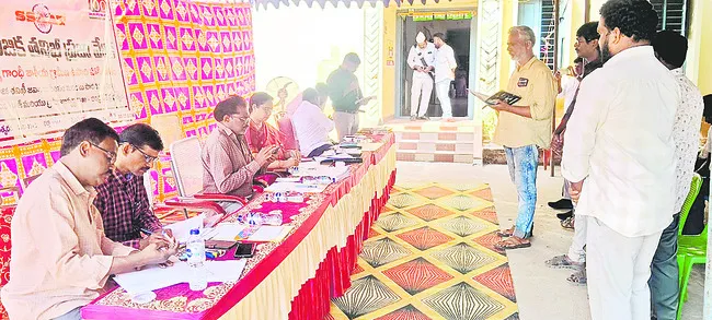 అవకతవకలు రూ.25 లక్షలు..రికవరీ రూ.32 వేలు 
