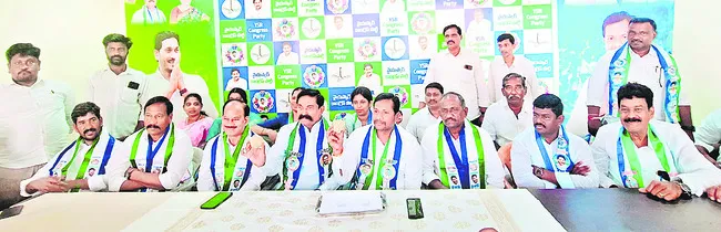 లడ్డ్డూపై తప్పుడు ప్రచారంతో డైవర్షన్‌ పాలిటిక్స్‌ 