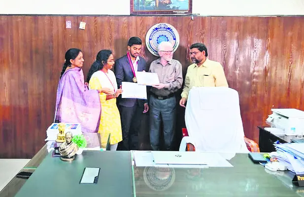 ఎంజీయూ ప్రాజెక్ట్‌కు రాష్ట్రస్థాయి బహుమతి