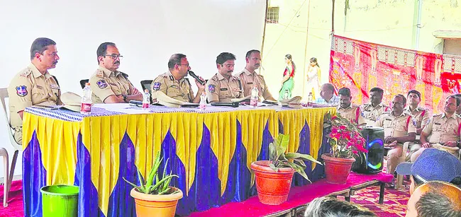 పురపోరుకు పటిష్ట భద్రత