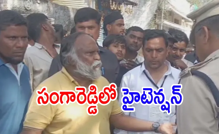 పోలింగ్‌ ఆపేస్తా.. బూత్‌లోకి దూసుకెళ్లిన జగ్గారెడ్డి