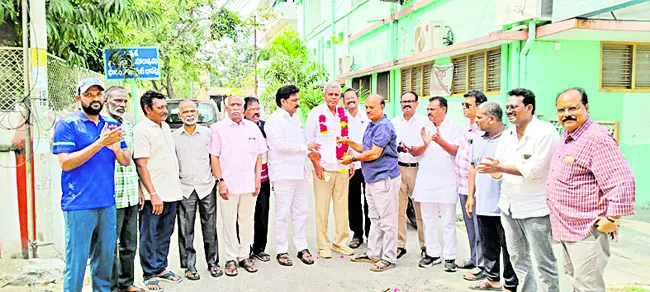 బాపట్ల క్రికెట్‌ అసోసియేషన్‌ అధ్యక్షుడిగా అంకమ్మ చౌదరి 