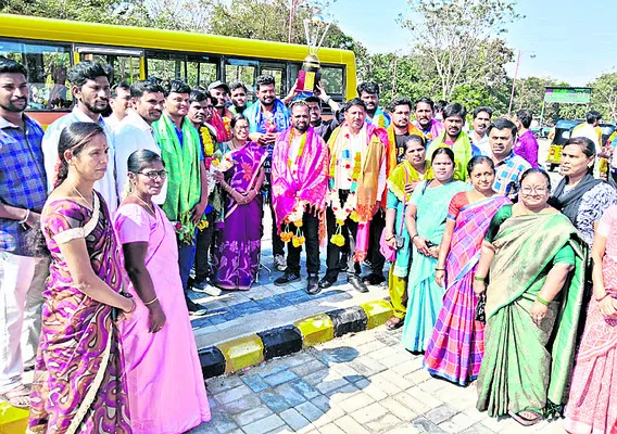 లీప్‌ టీచర్ల క్రికెట్‌ టోర్నీలో జిల్లా జట్టు విజయం 