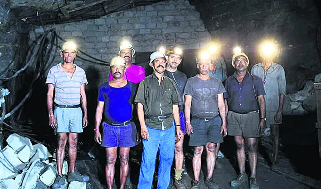 సింగరేణిలో సమ్మె మేఘాలు 