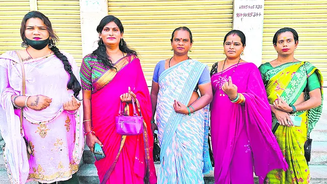 ట్రాన్స్‌ జెండర్ల ఆదర్శం 