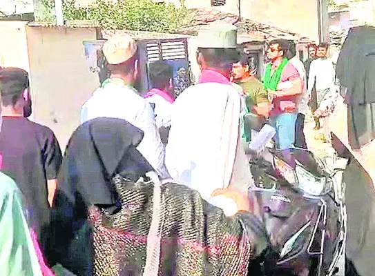 ఓట్ల జగడం!