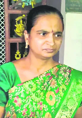 ఉరేసుకుని ఒకరి ఆత్మహత్య